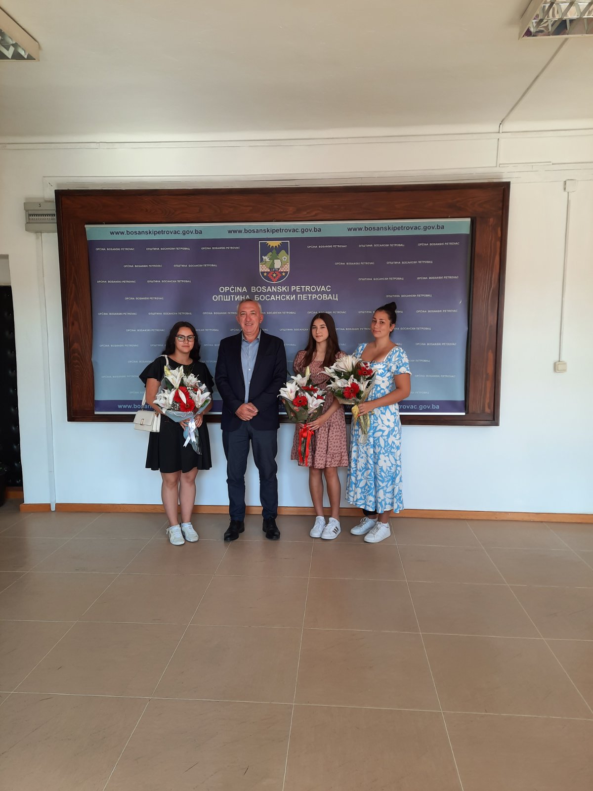 IMG e1075b8f135c0ebbc0795f1c64c2f23f V