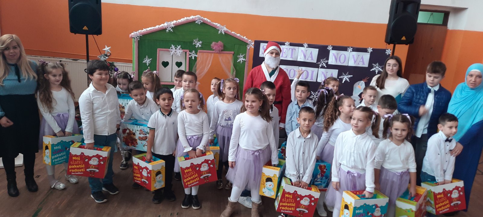 IMG e55e19621a9337aee2077e5a882de494 V